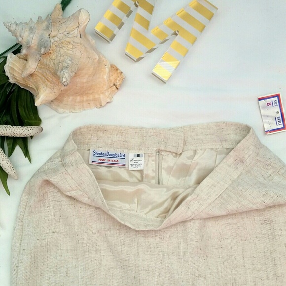 LAST DAY!
 NWT Vintage Cream Pencil Skirt* - Picture 3 of 9